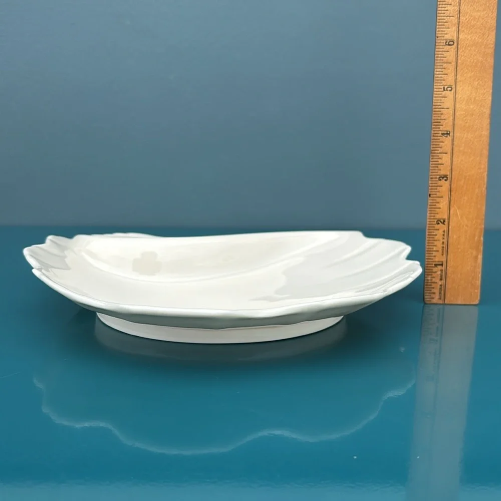 Vintage Ivory Lenox Clam Shell Serving Dish